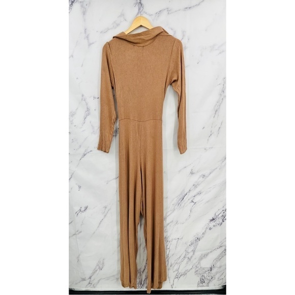 B033 PrettyLittleThing Mocha Brushed Rib Long Sleeve Tie Bust Jumpsuit - Picture 6 of 9